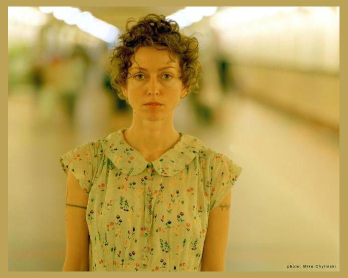Simone White